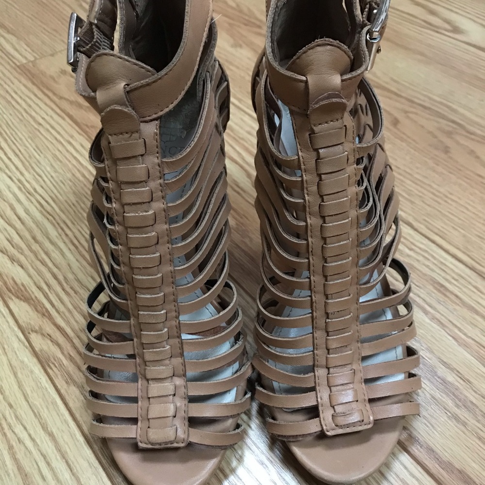 Vince Camuto heels size 7